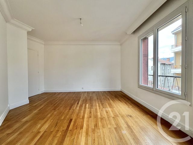 Appartement T3 à louer - 3 pièces - 71.81 m2 - GRENOBLE - 38 - RHONE-ALPES - Century 21 Victor Hugo