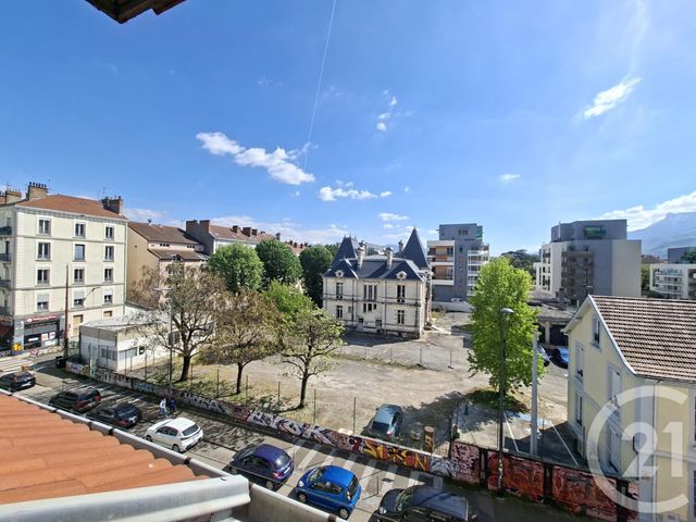 Appartement F2 à vendre - 2 pièces - 27.45 m2 - GRENOBLE - 38 - RHONE-ALPES - Century 21 Victor Hugo