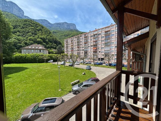 Appartement T2 à louer - 2 pièces - 57.55 m2 - NOYAREY - 38 - RHONE-ALPES - Century 21 Victor Hugo