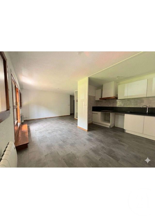 Appartement T2 à louer - 2 pièces - 57.55 m2 - NOYAREY - 38 - RHONE-ALPES - Century 21 Victor Hugo