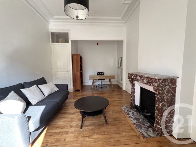 Appartement T2 à louer - 2 pièces - 58.48 m2 - GRENOBLE - 38 - RHONE-ALPES - Century 21 Victor Hugo