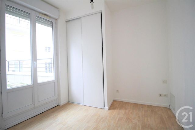 Appartement T3 à louer - 3 pièces - 47.02 m2 - GRENOBLE - 38 - RHONE-ALPES - Century 21 Victor Hugo