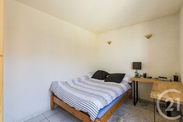 Appartement T2 à vendre - 2 pièces - 46.0 m2 - SEYSSINET PARISET - 38 - RHONE-ALPES - Century 21 Victor Hugo