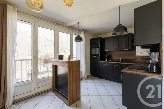 Appartement T2 à vendre - 2 pièces - 46.0 m2 - SEYSSINET PARISET - 38 - RHONE-ALPES - Century 21 Victor Hugo