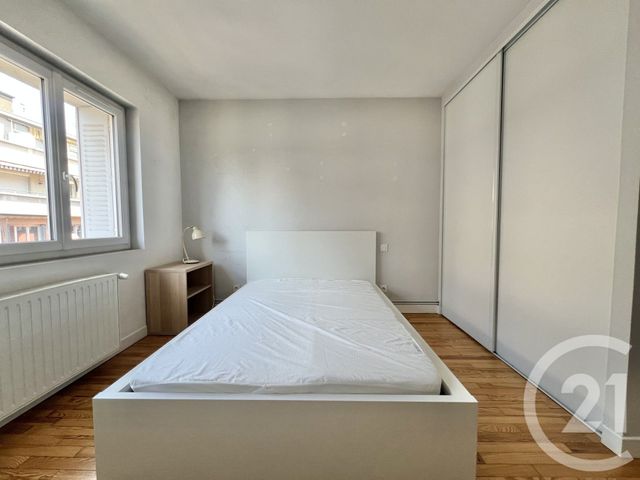 Appartement T3 à louer - 3 pièces - 75.88 m2 - GRENOBLE - 38 - RHONE-ALPES - Century 21 Victor Hugo