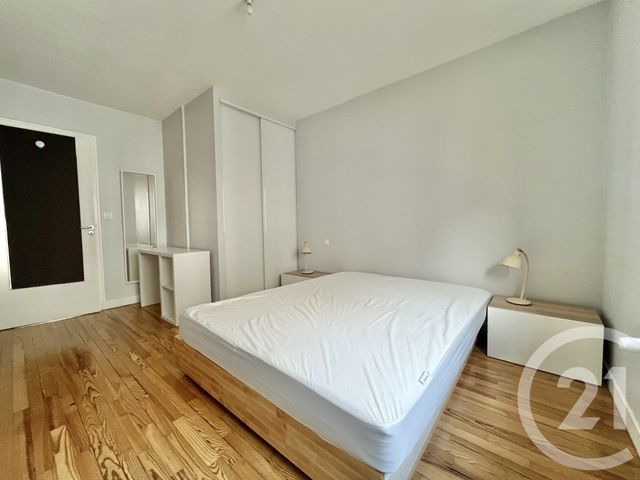 Appartement T3 à louer - 3 pièces - 75.88 m2 - GRENOBLE - 38 - RHONE-ALPES - Century 21 Victor Hugo