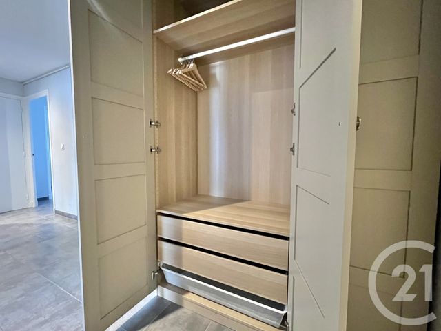 Appartement T3 à louer - 3 pièces - 75.88 m2 - GRENOBLE - 38 - RHONE-ALPES - Century 21 Victor Hugo