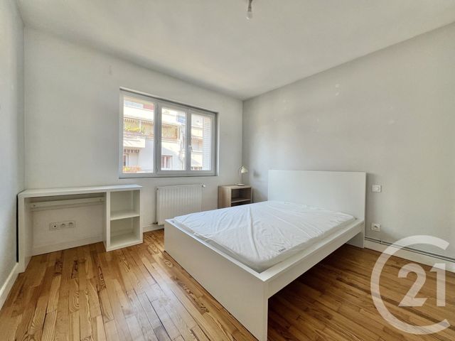Appartement T3 à louer - 3 pièces - 75.88 m2 - GRENOBLE - 38 - RHONE-ALPES - Century 21 Victor Hugo