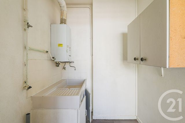 Appartement Studio à vendre - 1 pièce - 23.5 m2 - GRENOBLE - 38 - RHONE-ALPES - Century 21 Victor Hugo