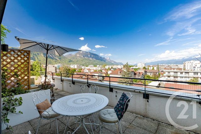 Appartement F3 à vendre - 3 pièces - 54.35 m2 - GRENOBLE - 38 - RHONE-ALPES - Century 21 Victor Hugo
