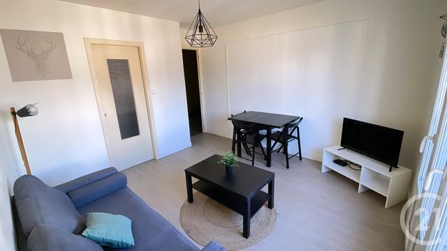 Appartement T4 à louer - 4 pièces - 60.3 m2 - GRENOBLE - 38 - RHONE-ALPES - Century 21 Victor Hugo