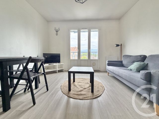 Appartement T4 à louer - 4 pièces - 60.3 m2 - GRENOBLE - 38 - RHONE-ALPES - Century 21 Victor Hugo