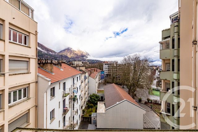 Appartement F3 à vendre - 4 pièces - 80.05 m2 - GRENOBLE - 38 - RHONE-ALPES - Century 21 Victor Hugo