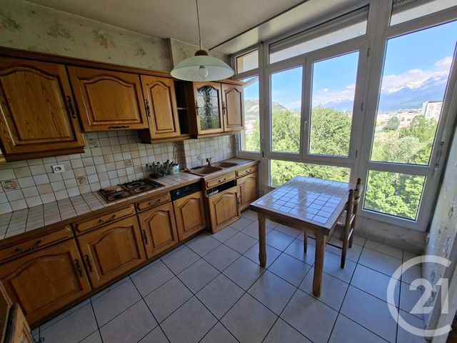 Appartement F4 à vendre - 4 pièces - 103.68 m2 - FONTAINE - 38 - RHONE-ALPES - Century 21 Victor Hugo