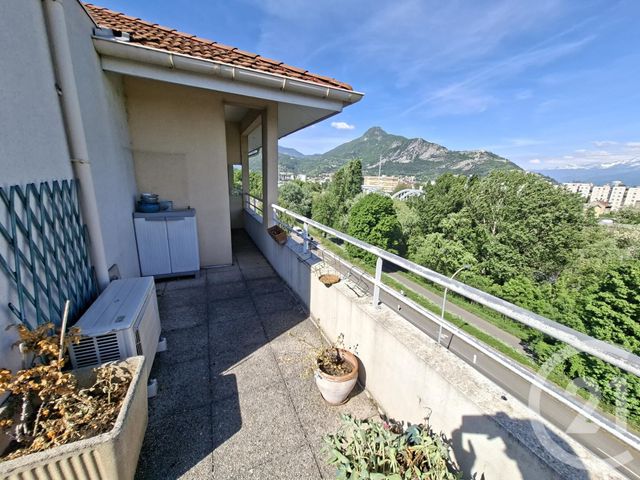 Appartement F4 à vendre - 4 pièces - 103.68 m2 - FONTAINE - 38 - RHONE-ALPES - Century 21 Victor Hugo