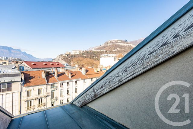 Appartement Studio à vendre - 1 pièce - 18.0 m2 - GRENOBLE - 38 - RHONE-ALPES - Century 21 Victor Hugo