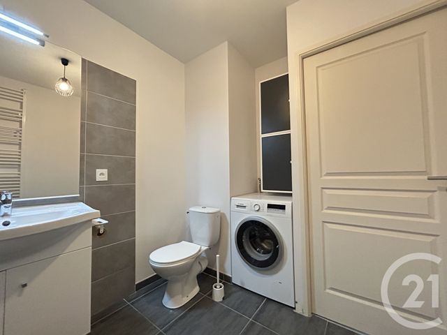 Appartement T2 à louer - 2 pièces - 39.78 m2 - GRENOBLE - 38 - RHONE-ALPES - Century 21 Victor Hugo