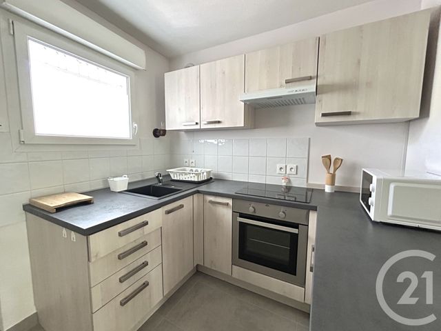 Appartement T2 à louer - 2 pièces - 39.78 m2 - GRENOBLE - 38 - RHONE-ALPES - Century 21 Victor Hugo