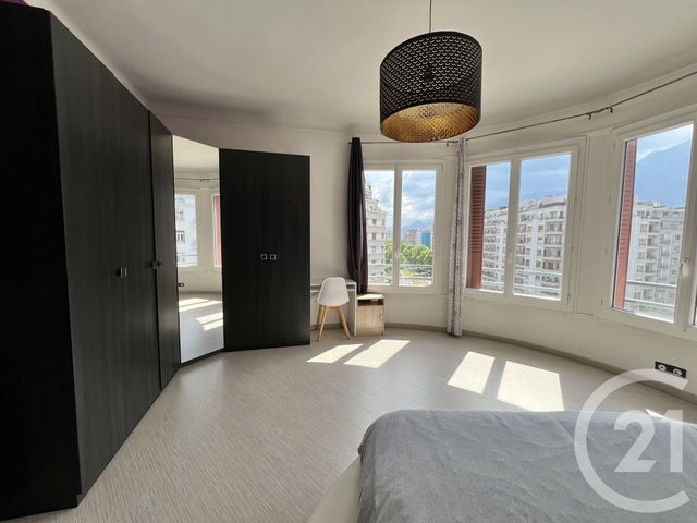 Appartement T2 à louer - 2 pièces - 72.05 m2 - GRENOBLE - 38 - RHONE-ALPES - Century 21 Victor Hugo
