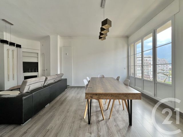 Appartement T2 à louer - 2 pièces - 72.05 m2 - GRENOBLE - 38 - RHONE-ALPES - Century 21 Victor Hugo