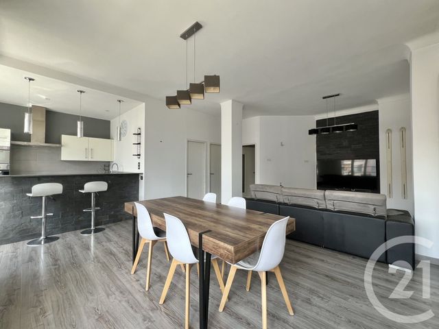 Appartement T2 à louer - 2 pièces - 72.05 m2 - GRENOBLE - 38 - RHONE-ALPES - Century 21 Victor Hugo