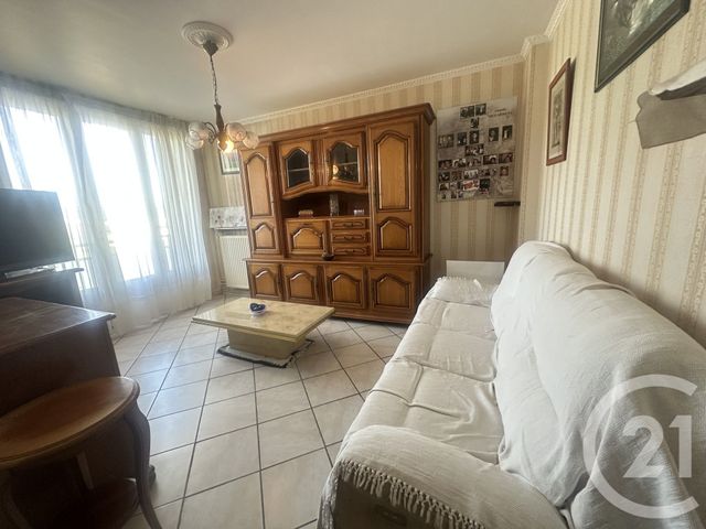Appartement F2 à vendre - 2 pièces - 44.36 m2 - ST MARTIN D HERES - 38 - RHONE-ALPES - Century 21 Victor Hugo