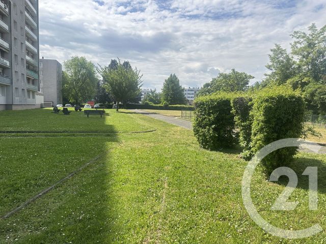 Appartement F2 à vendre - 2 pièces - 44.36 m2 - ST MARTIN D HERES - 38 - RHONE-ALPES - Century 21 Victor Hugo