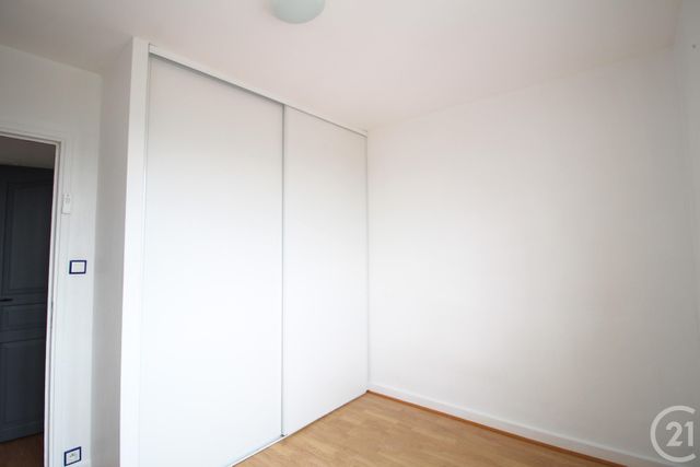 Appartement T3 à louer - 3 pièces - 66.02 m2 - LE PONT DE CLAIX - 38 - RHONE-ALPES - Century 21 Victor Hugo