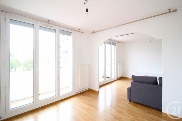 Appartement T3 à louer - 3 pièces - 66.02 m2 - LE PONT DE CLAIX - 38 - RHONE-ALPES - Century 21 Victor Hugo
