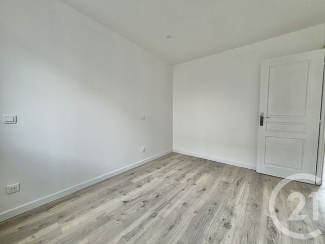 Appartement T3 à louer - 3 pièces - 52.0 m2 - ST MARTIN D HERES - 38 - RHONE-ALPES - Century 21 Victor Hugo