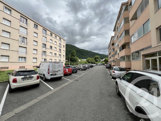 Appartement T3 à louer - 3 pièces - 52.0 m2 - ST MARTIN D HERES - 38 - RHONE-ALPES - Century 21 Victor Hugo