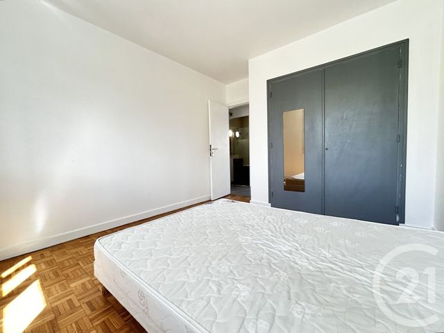 Appartement T4 à louer - 4 pièces - 69.88 m2 - ST MARTIN D HERES - 38 - RHONE-ALPES - Century 21 Victor Hugo