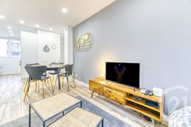 Appartement T4 à louer - 4 pièces - 58.1 m2 - GRENOBLE - 38 - RHONE-ALPES - Century 21 Victor Hugo
