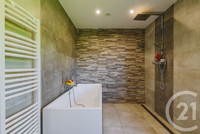 maison à vendre - 6 pièces - 219.37 m2 - SEYSSINET PARISET - 38 - RHONE-ALPES - Century 21 Victor Hugo