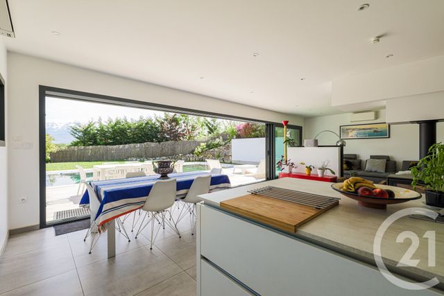 maison à vendre - 6 pièces - 219.37 m2 - SEYSSINET PARISET - 38 - RHONE-ALPES - Century 21 Victor Hugo