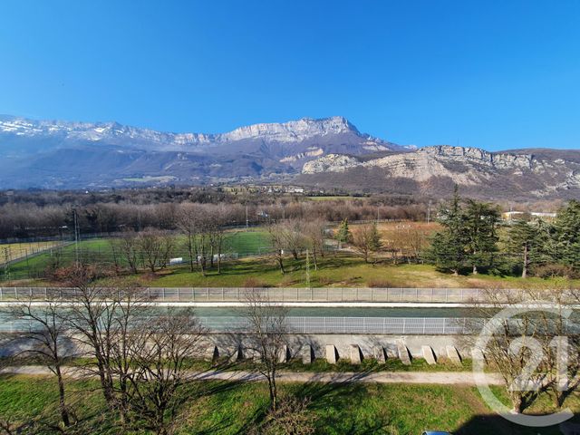 Appartement T3 à louer - 3 pièces - 65.01 m2 - LE PONT DE CLAIX - 38 - RHONE-ALPES - Century 21 Victor Hugo