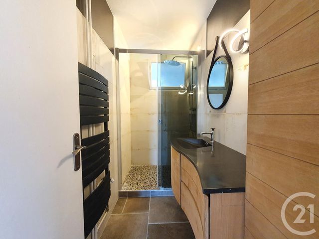 Appartement T3 à louer - 3 pièces - 65.01 m2 - LE PONT DE CLAIX - 38 - RHONE-ALPES - Century 21 Victor Hugo