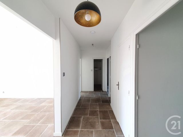Appartement T3 à louer - 3 pièces - 65.01 m2 - LE PONT DE CLAIX - 38 - RHONE-ALPES - Century 21 Victor Hugo
