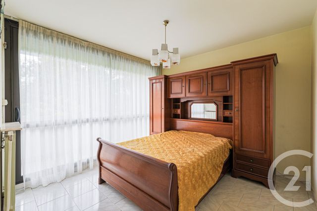 Appartement T2 à vendre - 2 pièces - 46.0 m2 - ECHIROLLES - 38 - RHONE-ALPES - Century 21 Victor Hugo