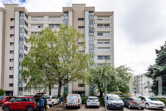 Appartement T2 à vendre - 2 pièces - 46.0 m2 - ECHIROLLES - 38 - RHONE-ALPES - Century 21 Victor Hugo
