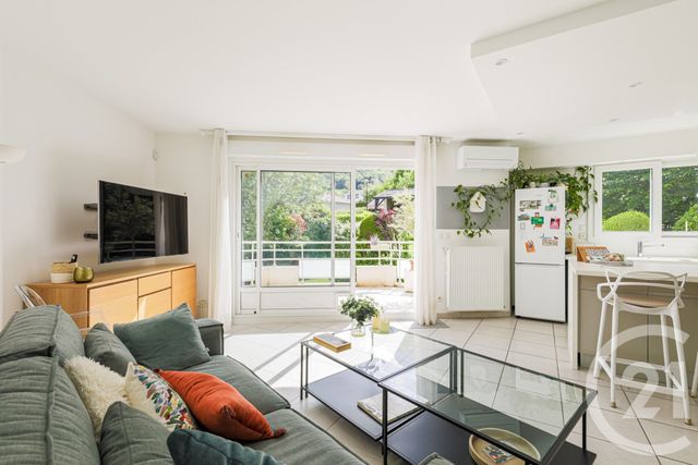 Appartement T4 à vendre - 4 pièces - 88.0 m2 - SEYSSINS - 38 - RHONE-ALPES - Century 21 Victor Hugo