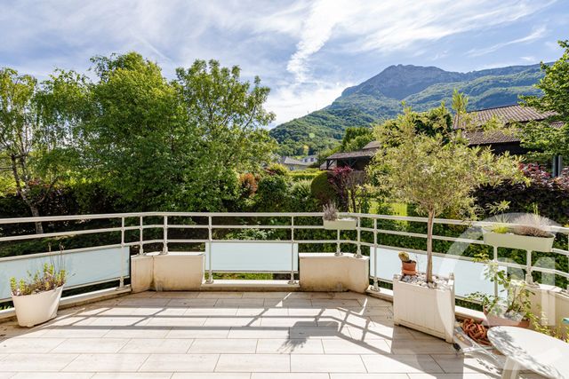 Appartement T4 à vendre - 4 pièces - 88.0 m2 - SEYSSINS - 38 - RHONE-ALPES - Century 21 Victor Hugo