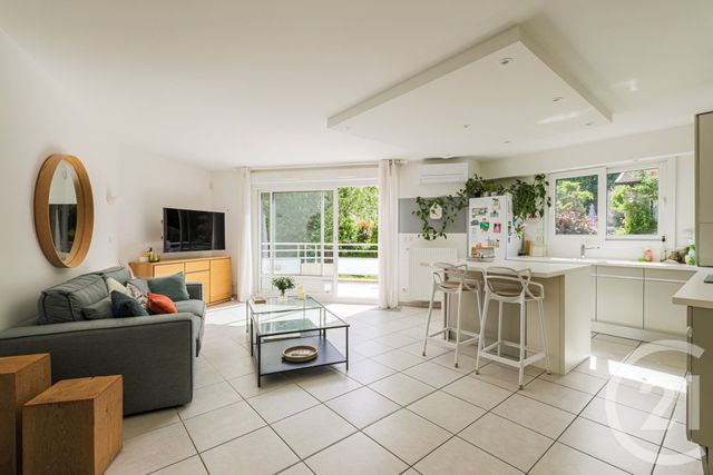 Appartement T4 à vendre - 4 pièces - 88.0 m2 - SEYSSINS - 38 - RHONE-ALPES - Century 21 Victor Hugo