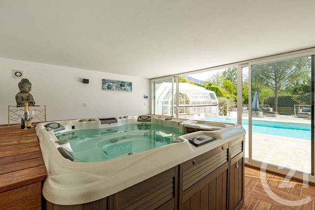 maison à vendre - 8 pièces - 183.8 m2 - VEUREY VOROIZE - 38 - RHONE-ALPES - Century 21 Victor Hugo