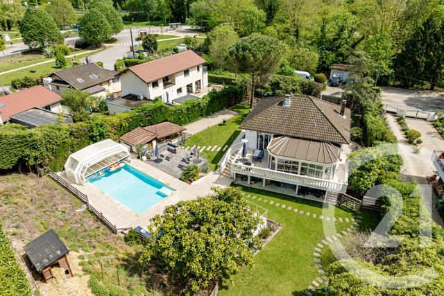 maison à vendre - 8 pièces - 183.8 m2 - VEUREY VOROIZE - 38 - RHONE-ALPES - Century 21 Victor Hugo