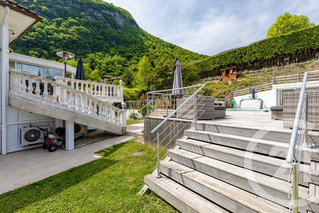 maison à vendre - 8 pièces - 183.8 m2 - VEUREY VOROIZE - 38 - RHONE-ALPES - Century 21 Victor Hugo