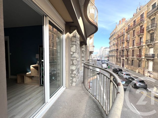 Appartement T1 à louer - 1 pièce - 34.36 m2 - GRENOBLE - 38 - RHONE-ALPES - Century 21 Victor Hugo