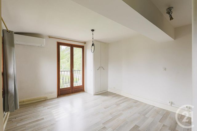 Appartement F3 à vendre - 3 pièces - 55.46 m2 - VARCES ALLIERES ET RISSET - 38 - RHONE-ALPES - Century 21 Victor Hugo