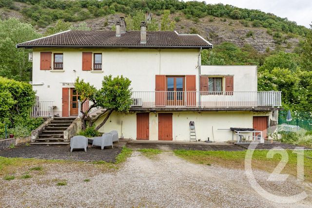 Appartement F3 à vendre VARCES ALLIERES ET RISSET