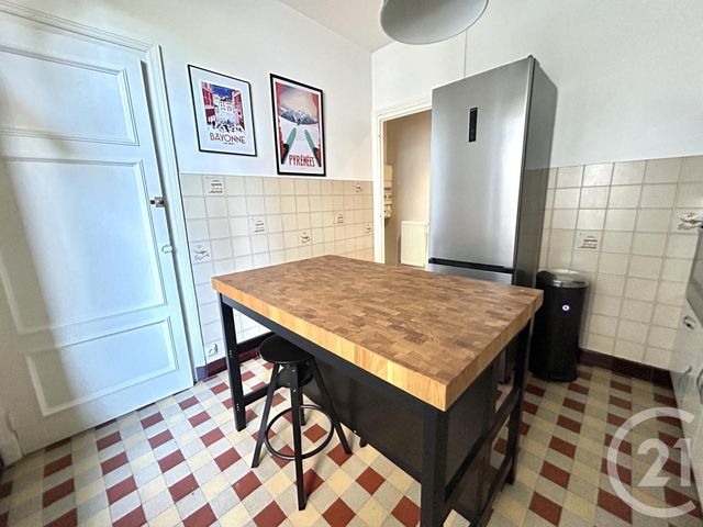 Appartement T2 à louer - 2 pièces - 48.62 m2 - GRENOBLE - 38 - RHONE-ALPES - Century 21 Victor Hugo